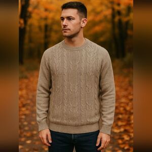 Westchester Classics Men's Beige Cable Knit Sweater